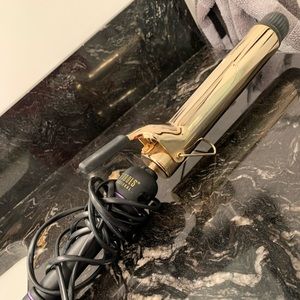Hot Tools Curling Iron